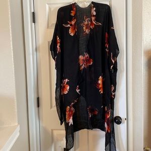 Black floral kimono